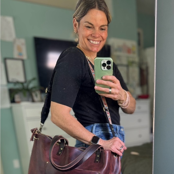 Meet your Posher, Carrilyne - Picture 2 of 9